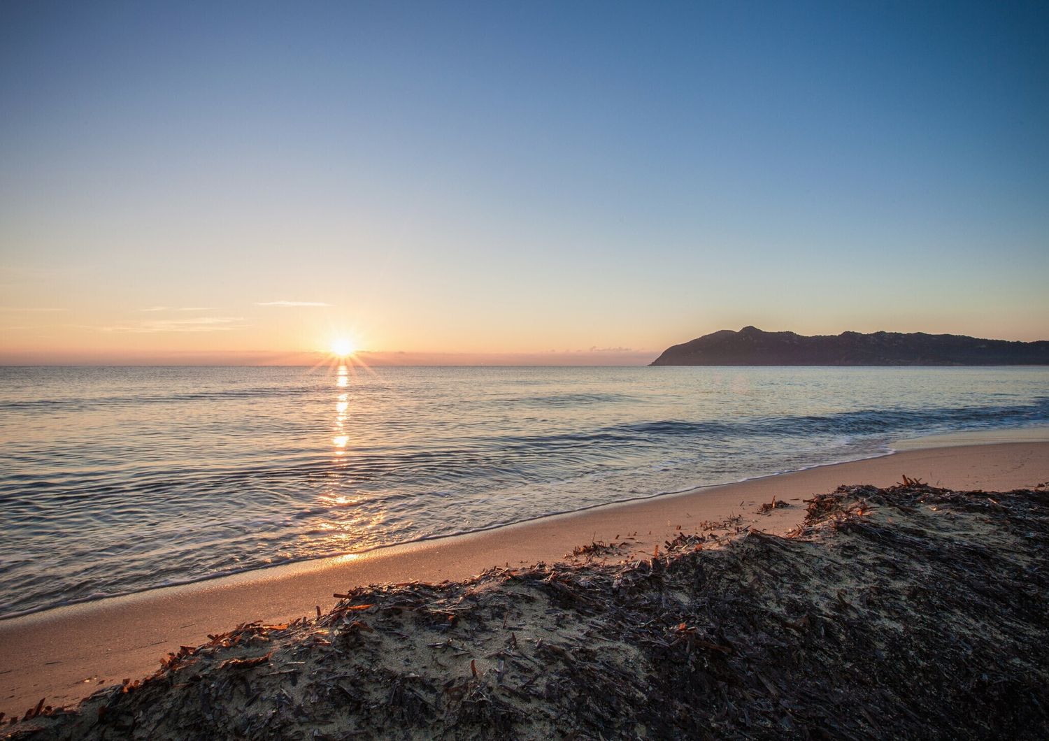 Tramonto sul mare a Villasimius (Sud Sardegna)