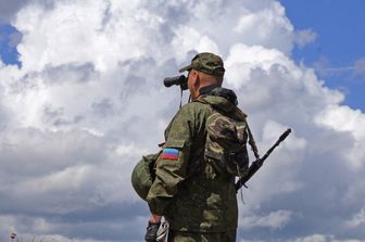 Un soldato dell'autoproclamata Repubblica Popolare di&nbsp;Lugansk nel Donbass