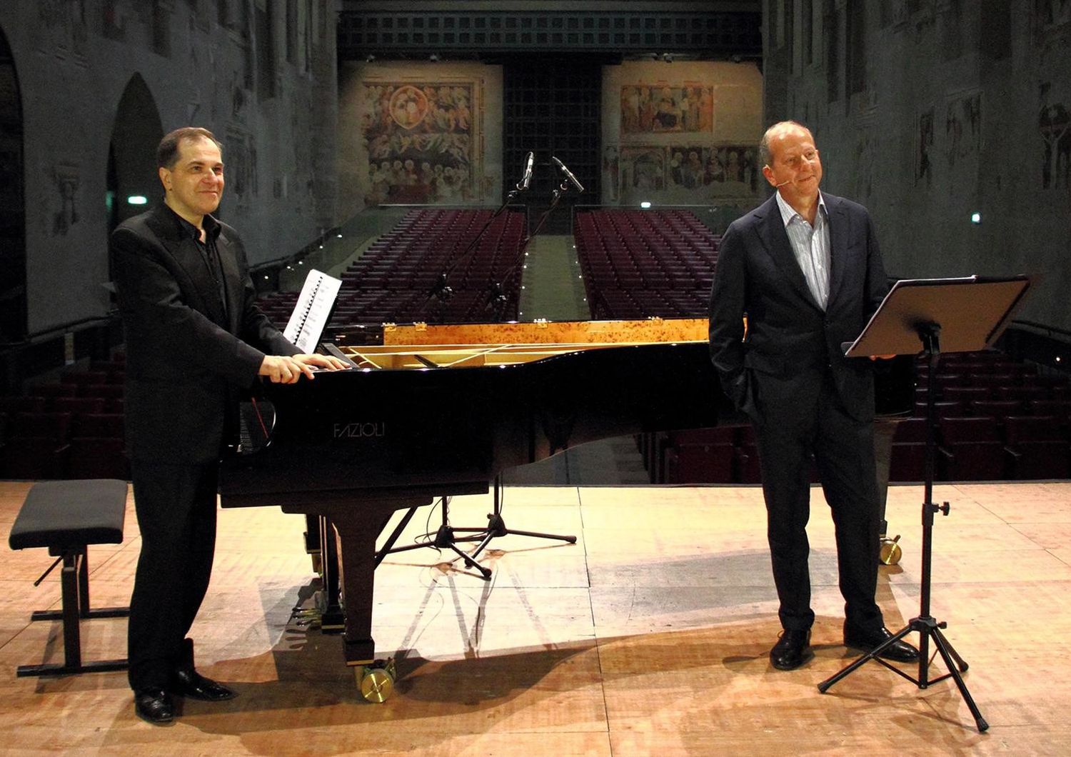 Virman Cusenza (a dx) e il pianista Marco Scolastra&nbsp;
