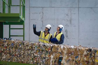 Un impianto per il riciclo della carta