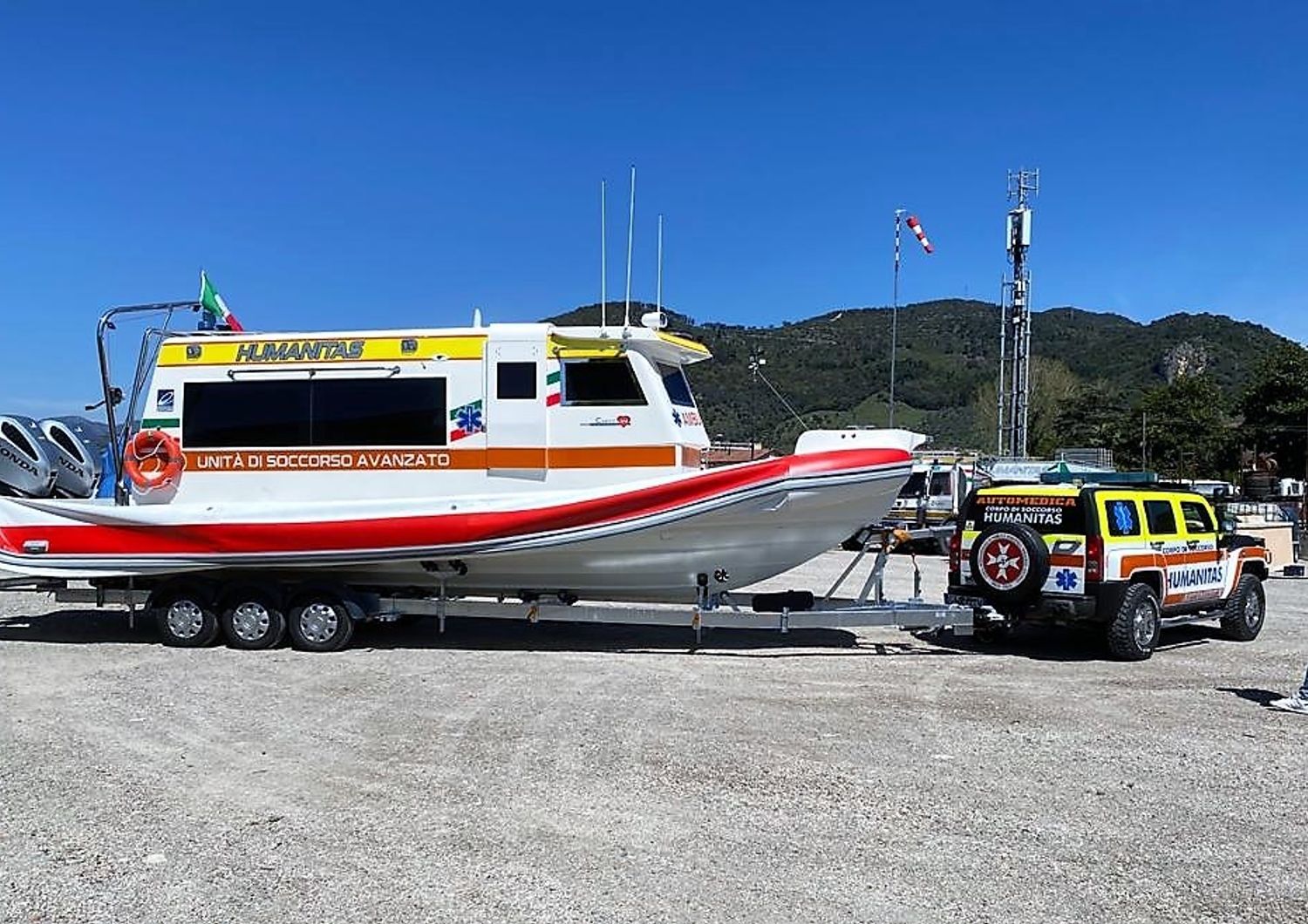 &nbsp;L'ambulanza del mare di Salerno