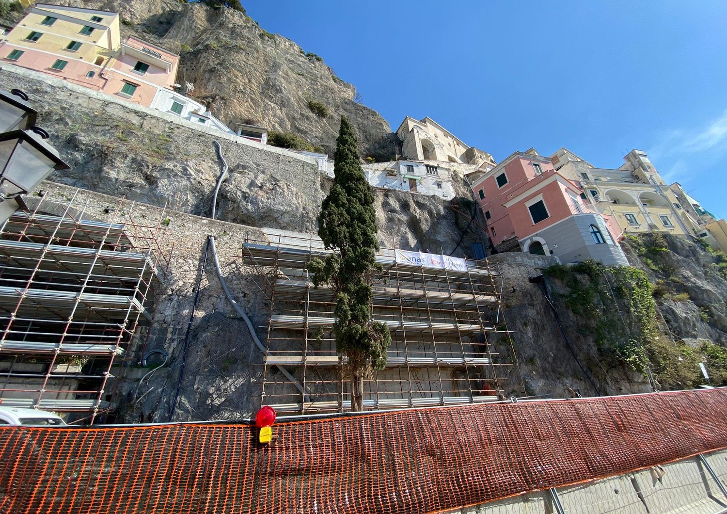 Il cantiere sulla statale Amalfitana