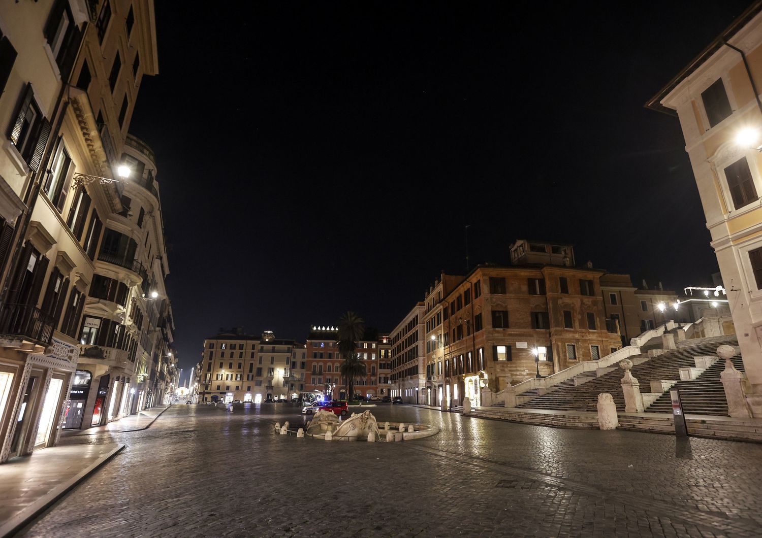 Una notte a Roma con il coprifuoco