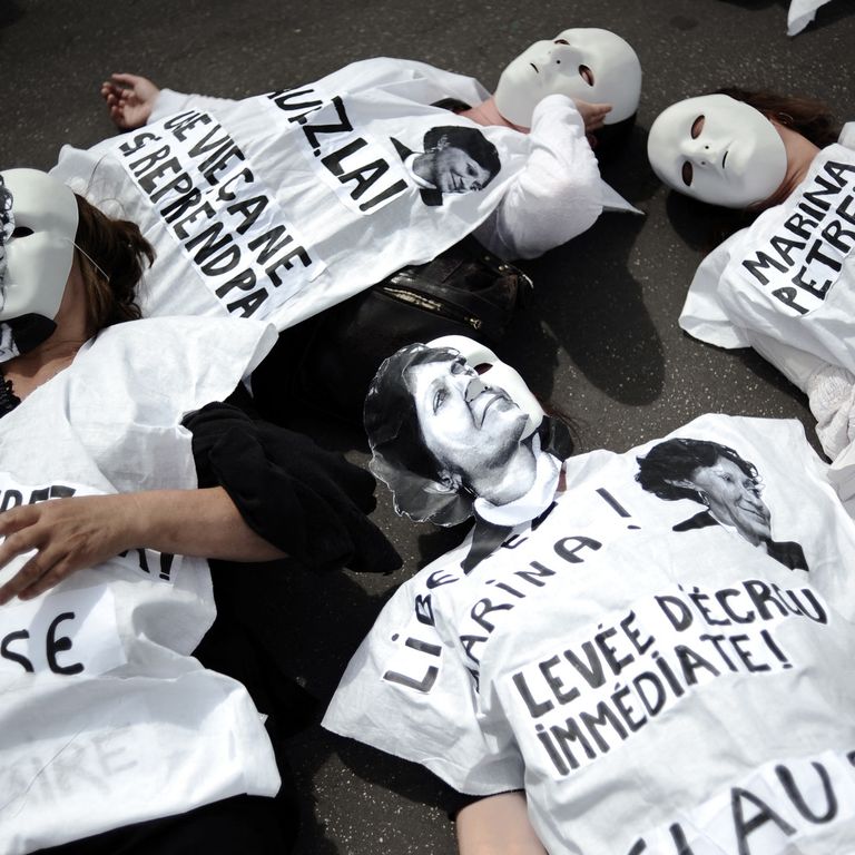 Una manifestazione contro l'estradizione di Marina Petrella nel 2008