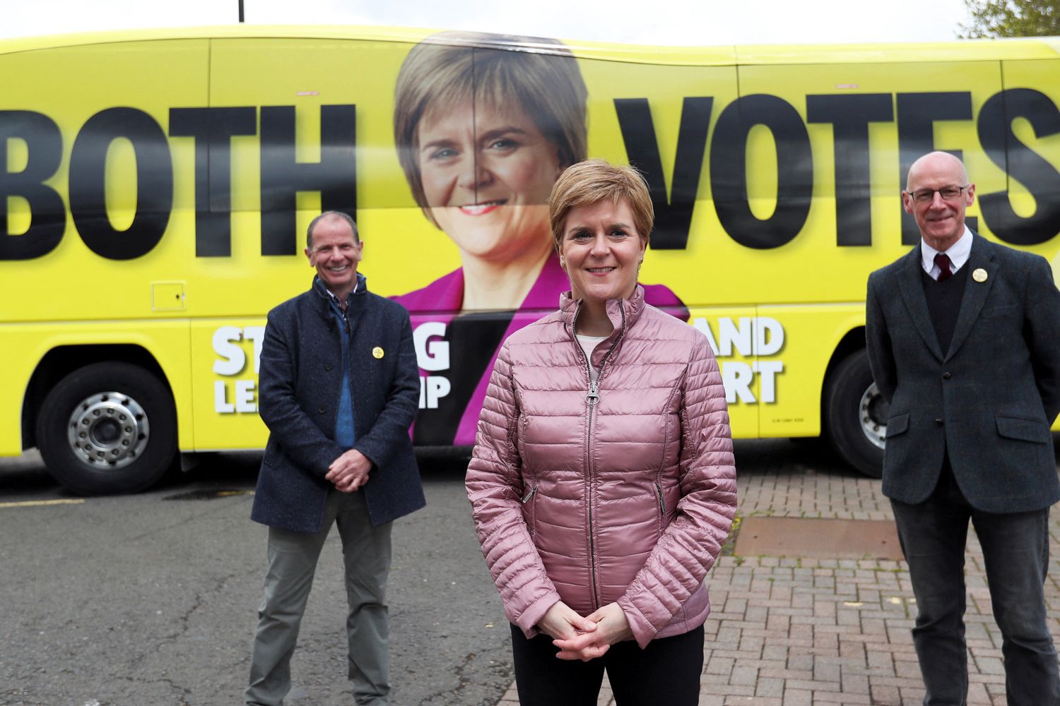 La premier scozzese, Nicola Sturgeon, in campagna elettorale