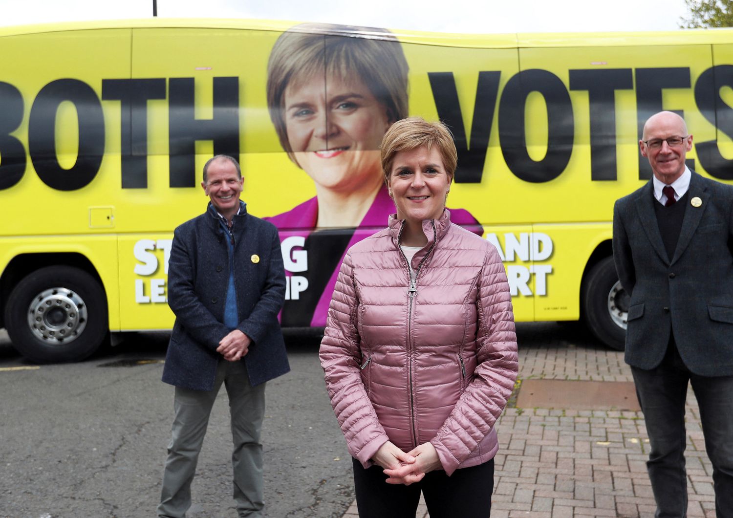 La premier scozzese, Nicola Sturgeon, in campagna elettorale