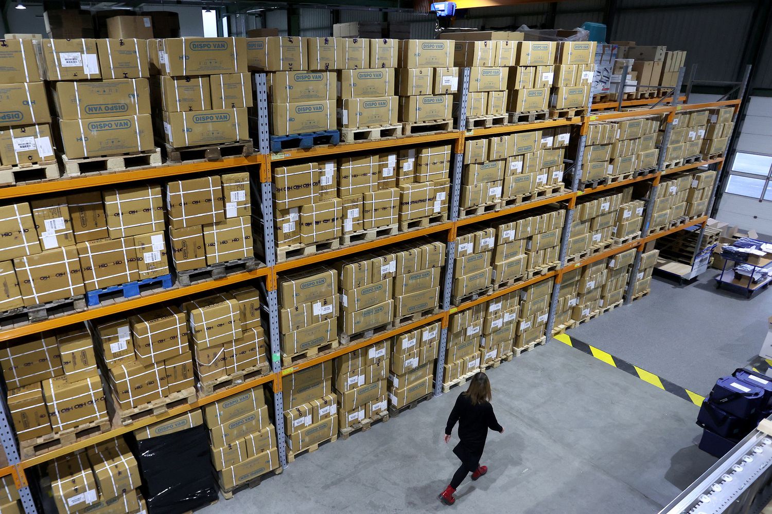 Un magazzino di vaccini Pfizer in Germania