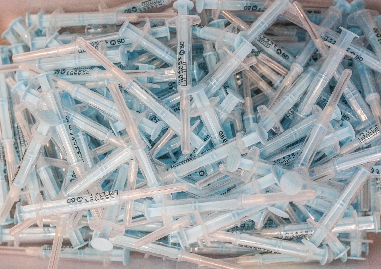 Siringhe usate per il vaccino anti-covid