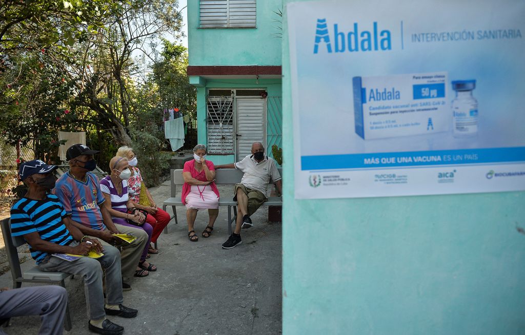 Centro vaccinale a Cuba dove si somministra il siero locale, Abdala