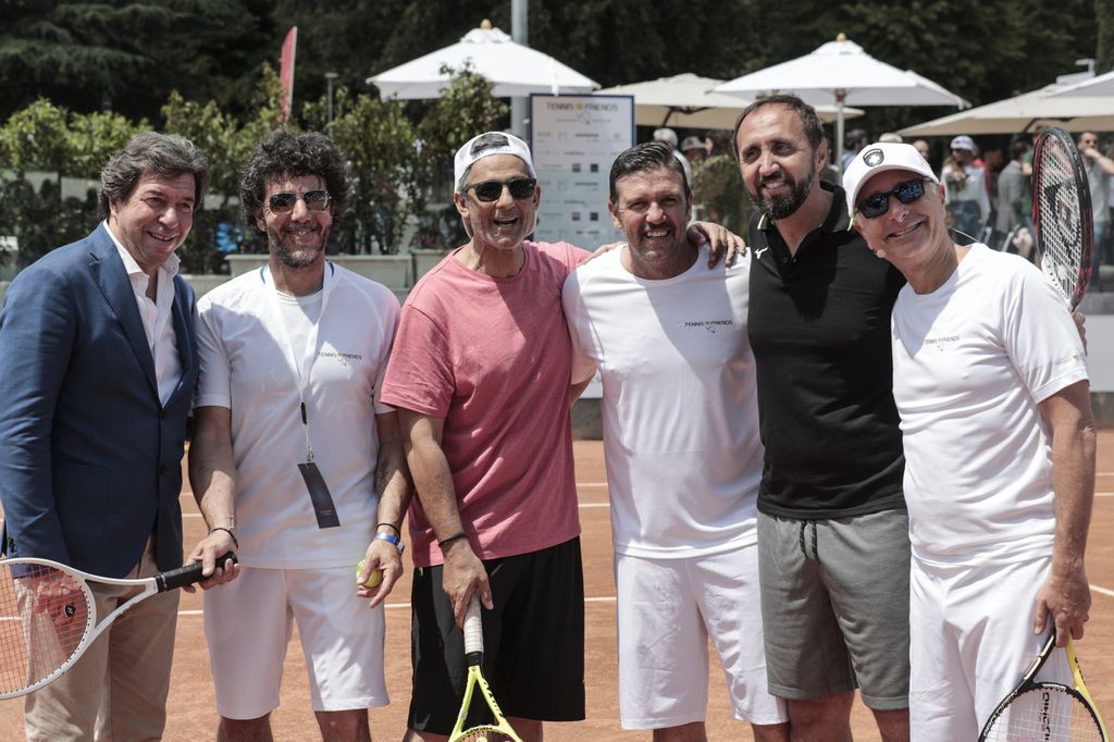 Meneschincheri, Gazz&egrave;, Fiorello, Candela, Nargiso, Bonolis a Tennis &amp; Friends