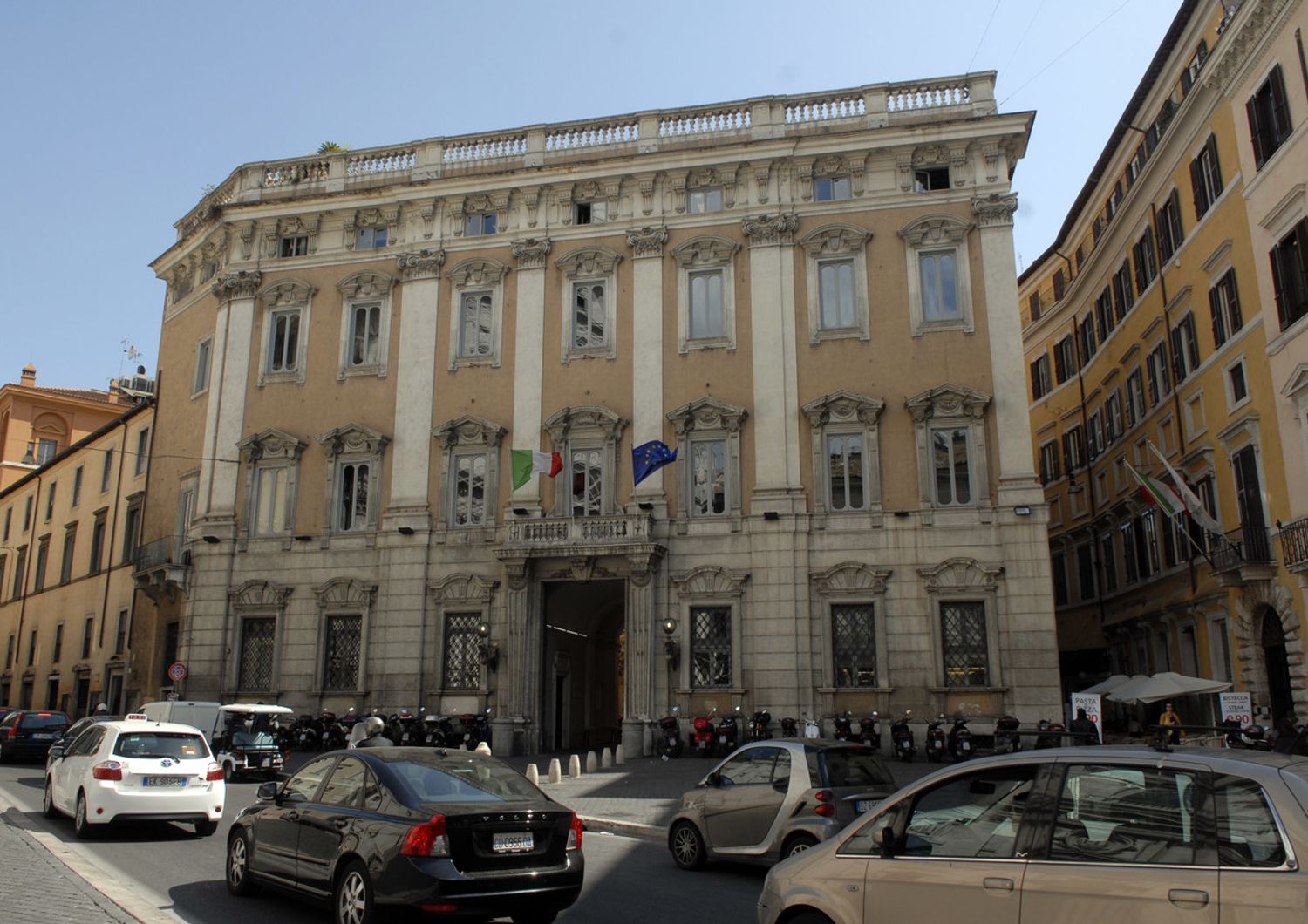 Roma, piazza del Ges&ugrave;, Palazzo Cenci Bolognetti&nbsp;