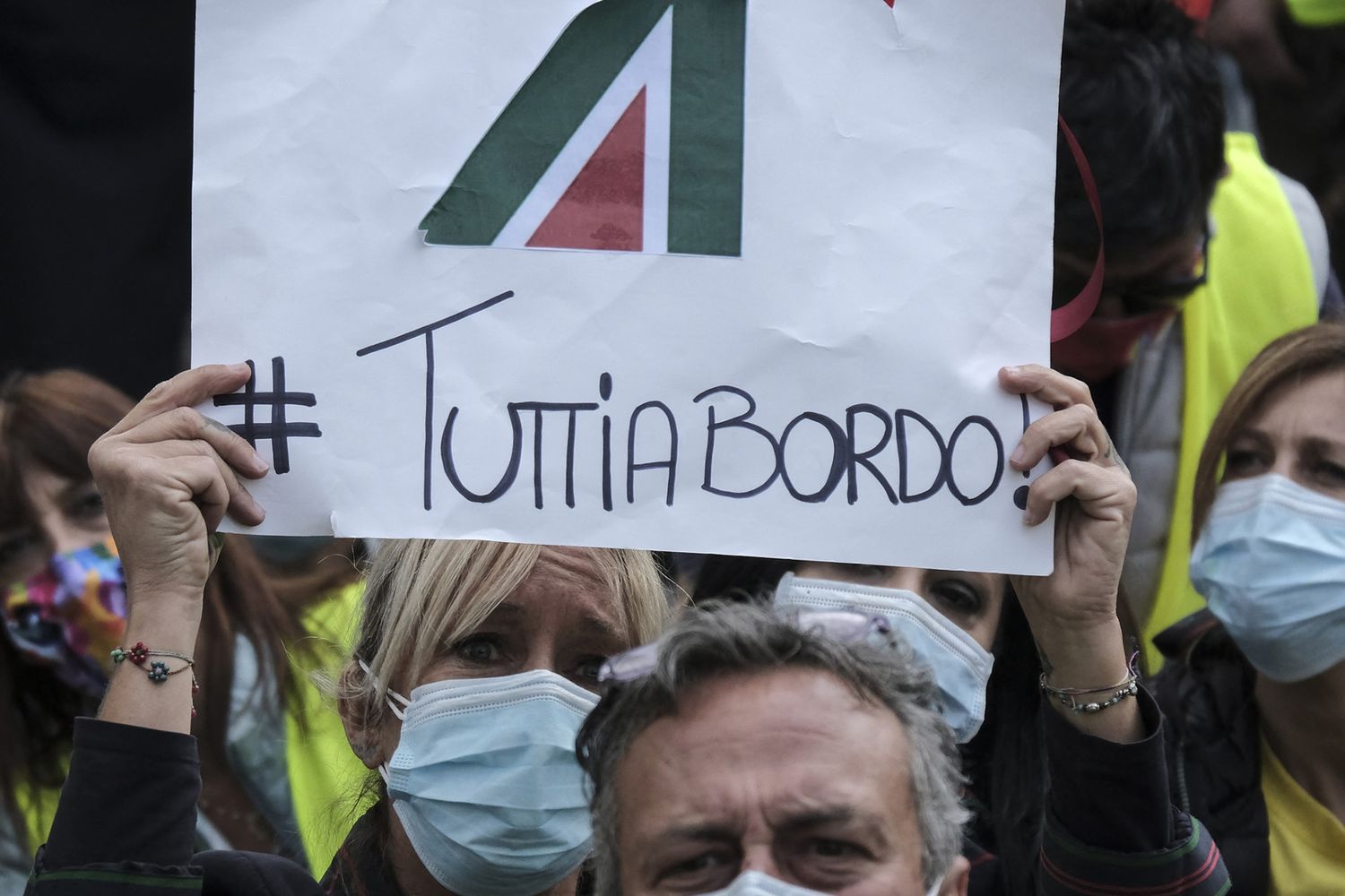 Una protesta di lavoratori