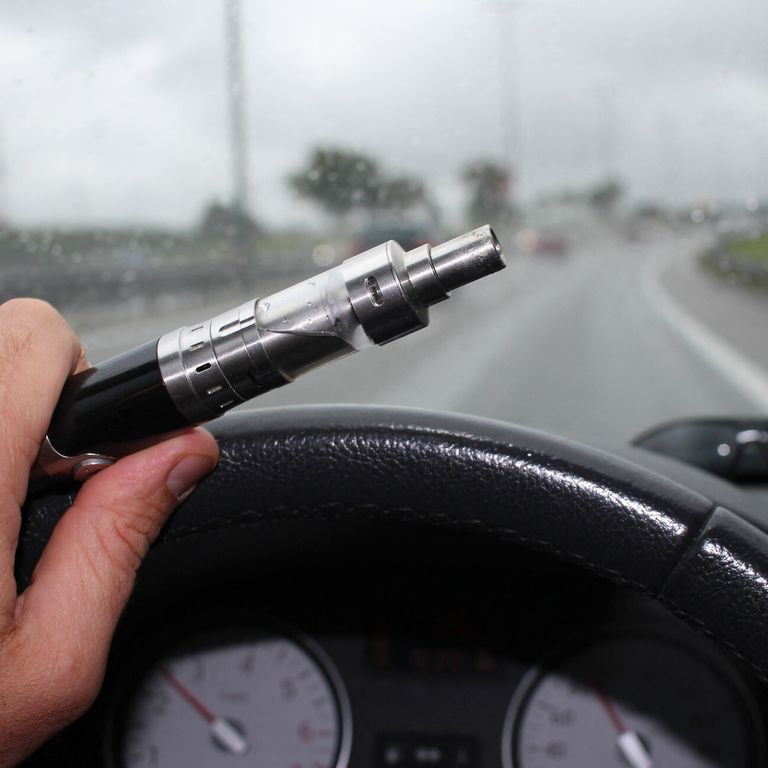 Una sigaretta elettronica