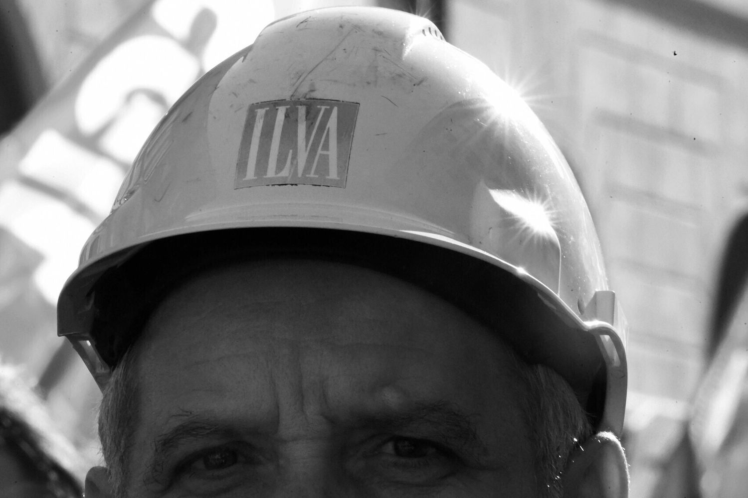 Un operaio dell'Ilva di Taranto