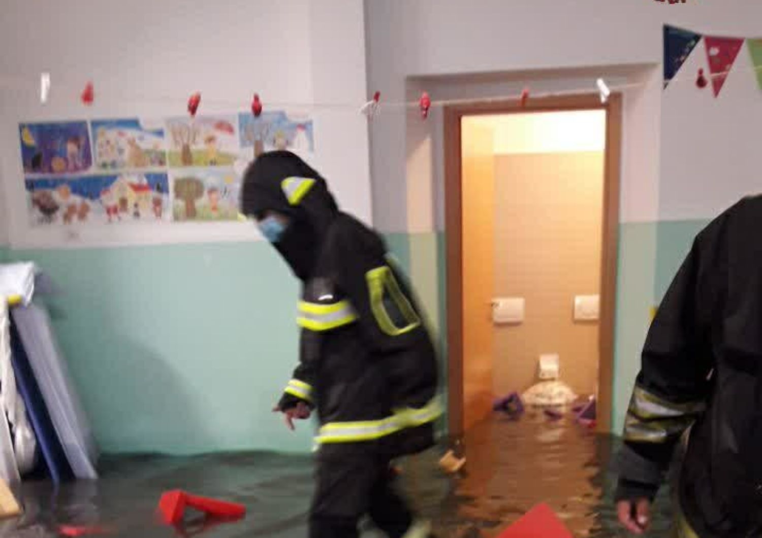 allagamento nella scuola materna di via Castelnuovo di Porto a Roma&nbsp;