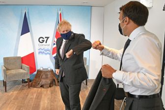 Boris Johnson e Emmanuel Macron al G7