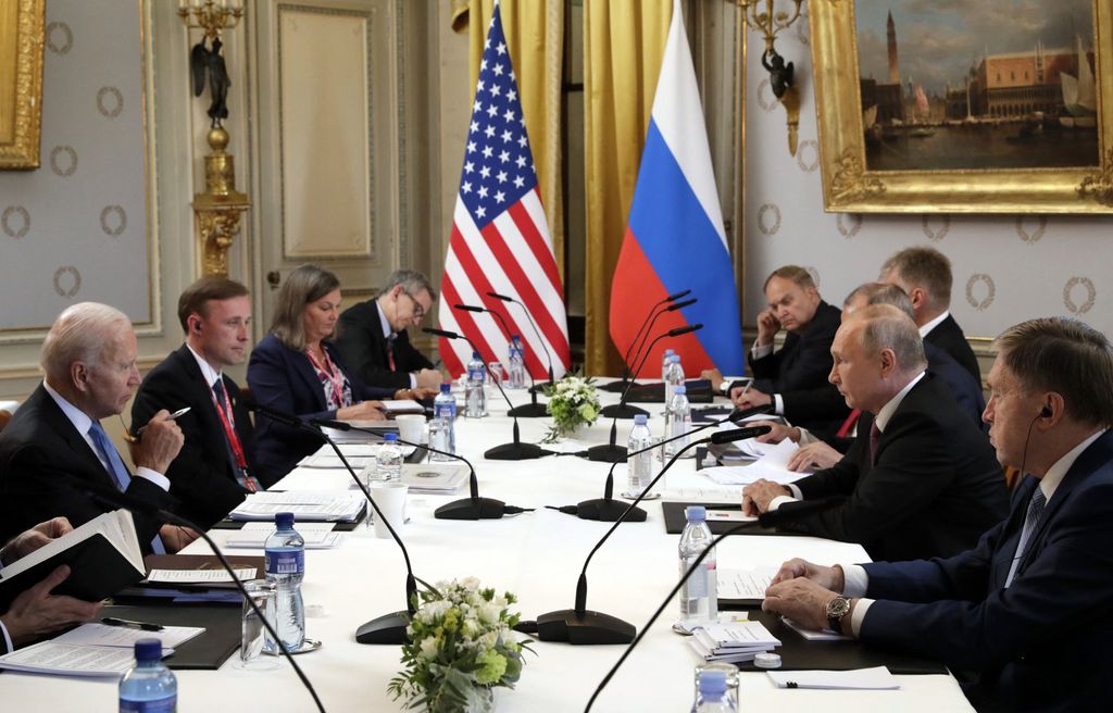 Putin e Biden al tavolo delle trattive&nbsp;