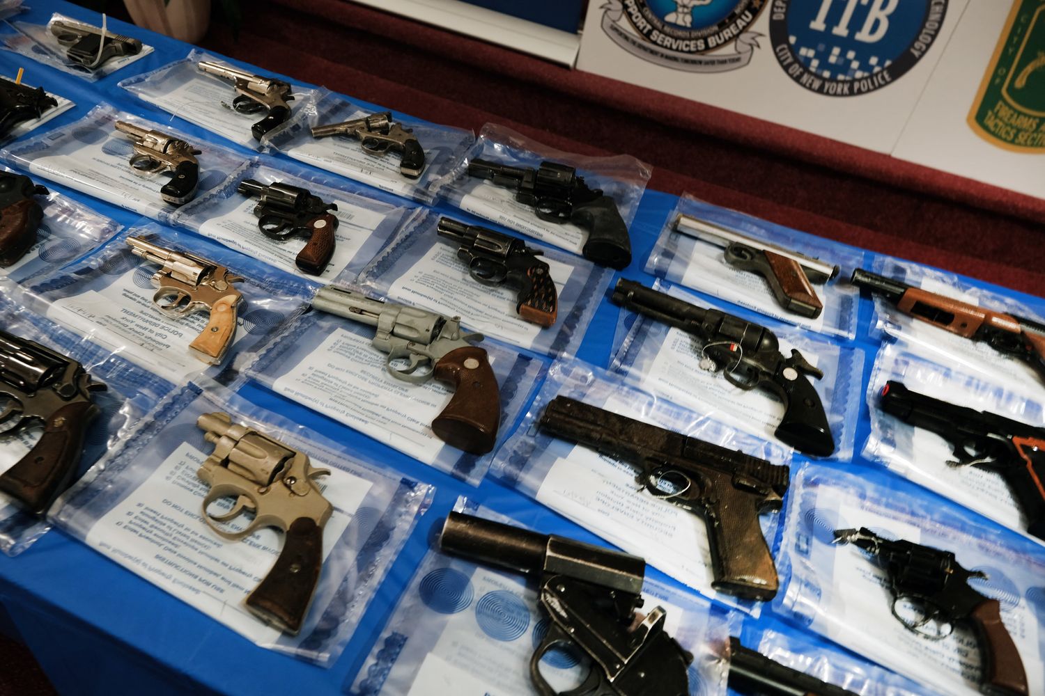 &nbsp;Pistole, revolver e altre armi negli Usa