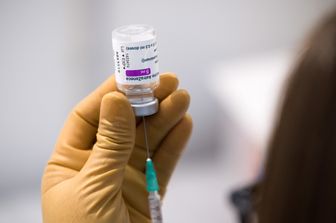 Vaccino AstraZeneca somministrato in Italia
