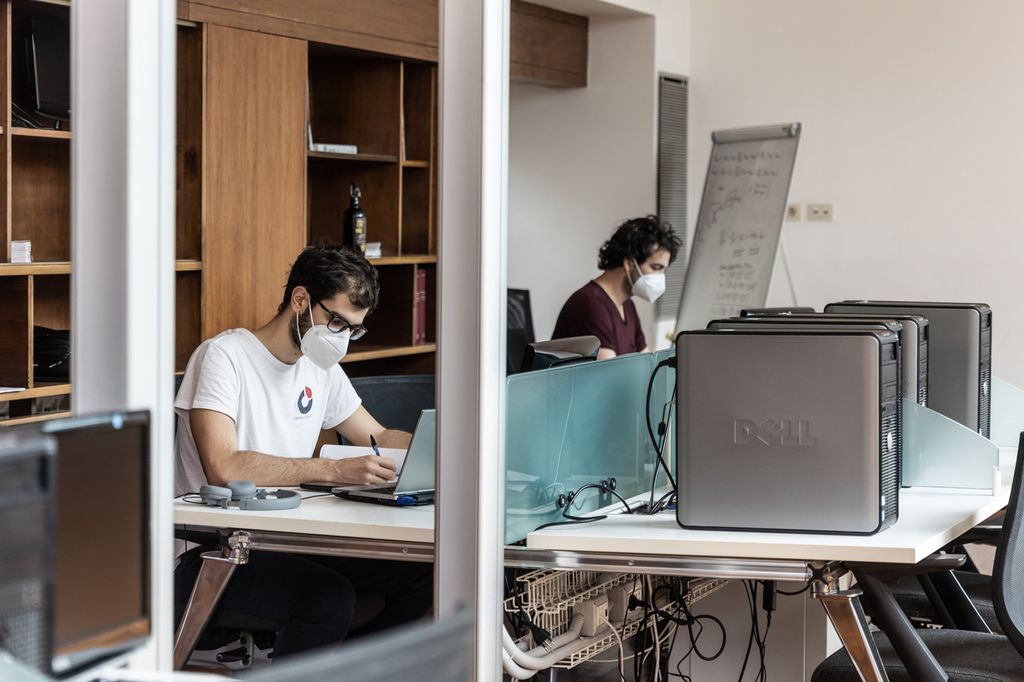 Universit&agrave;, lavoro