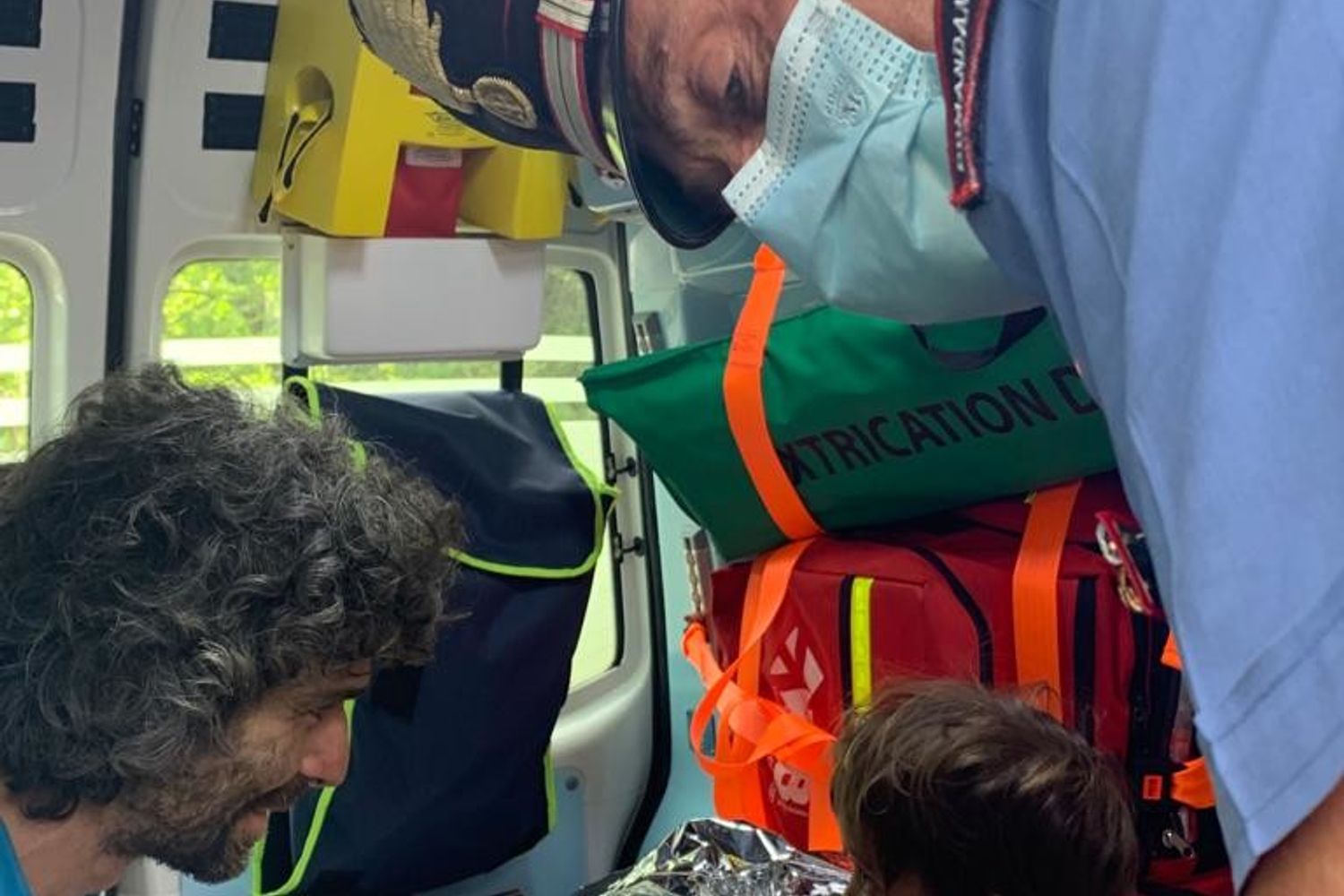 Il bimbo ritrovato al Mugello in ambulanza