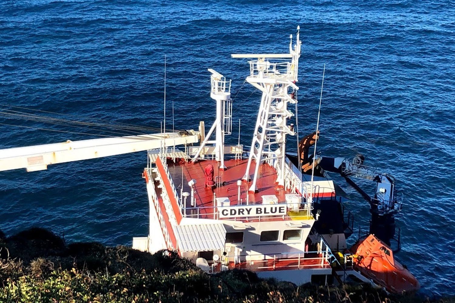 Il cargo CDry Blue incagliato in Sardegna