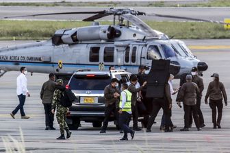 colombia spari contro elicottero presidente duque