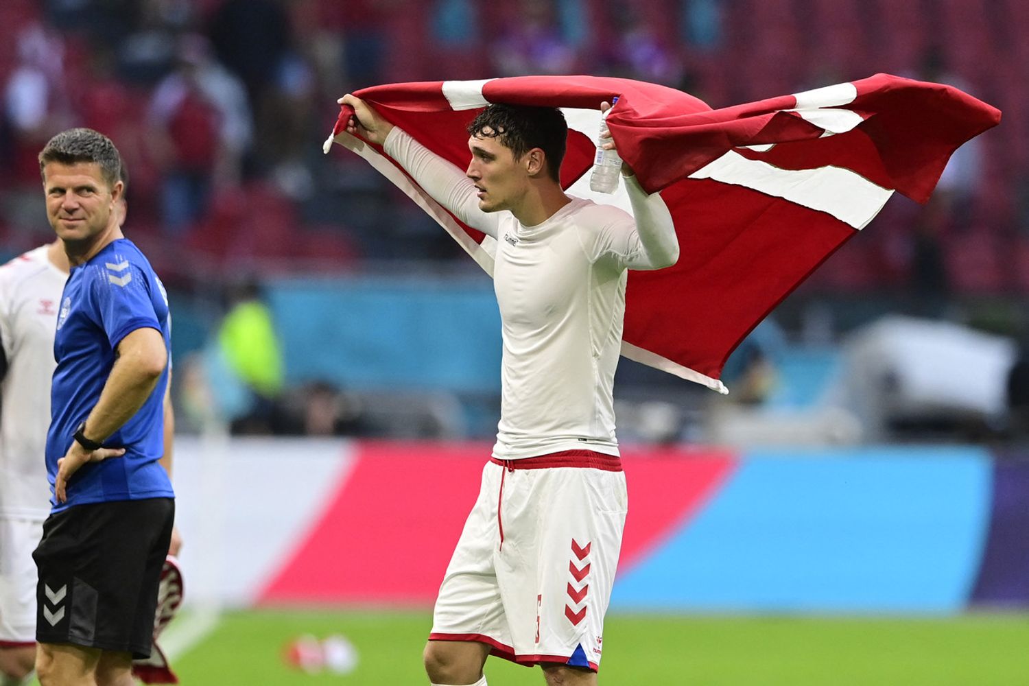 L'esultanza di Andreas Christensen per le qualificazioni ai Quarti di Euro 2020