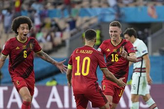 L'esultanza di Thorgan Hazard dopo il gol del vantaggio del Belgio