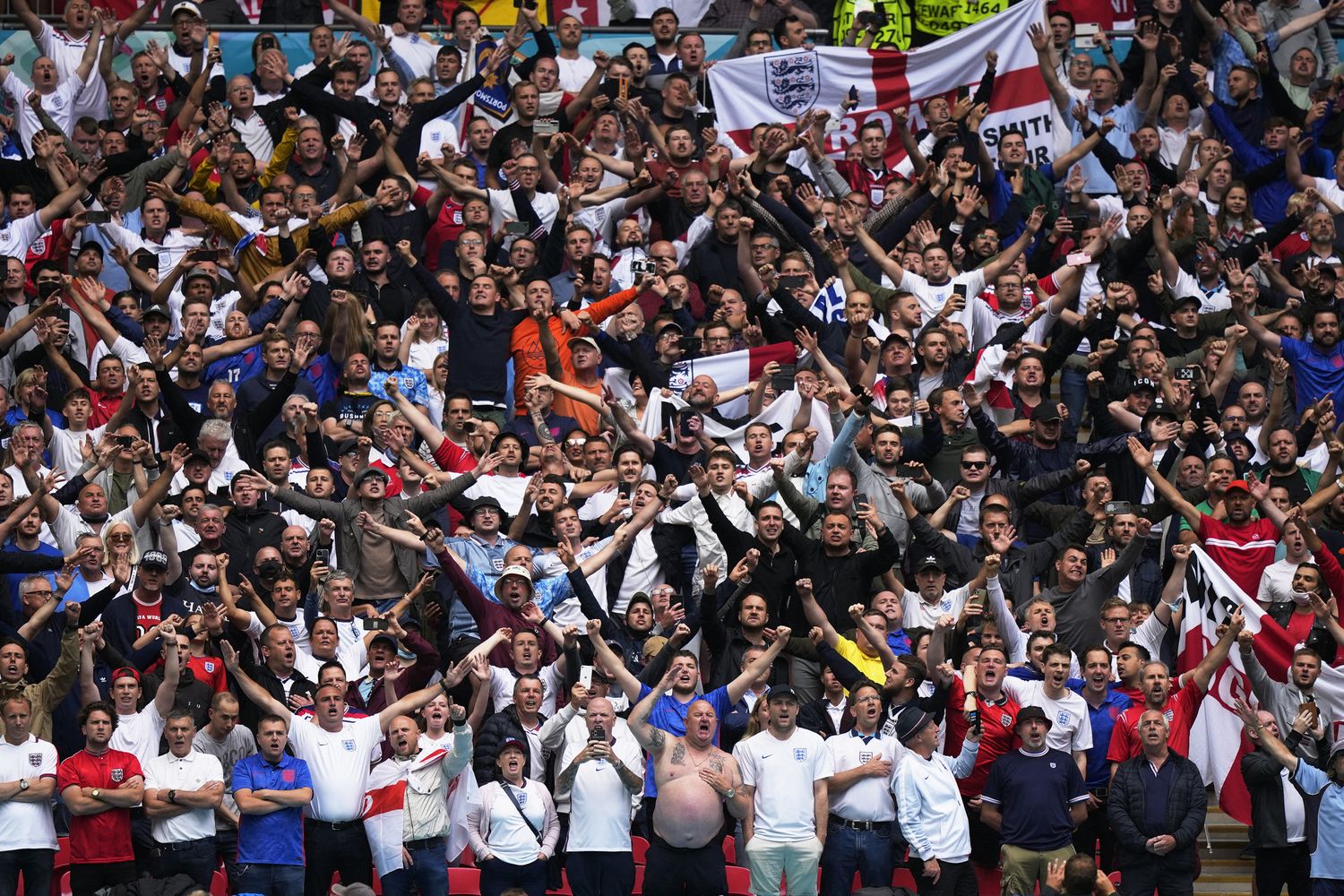 Tifosi nello stadio di Wembley durante la partita Inghilterra-Germania