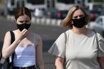 Londra obbligo mascherina mezzi pubblici