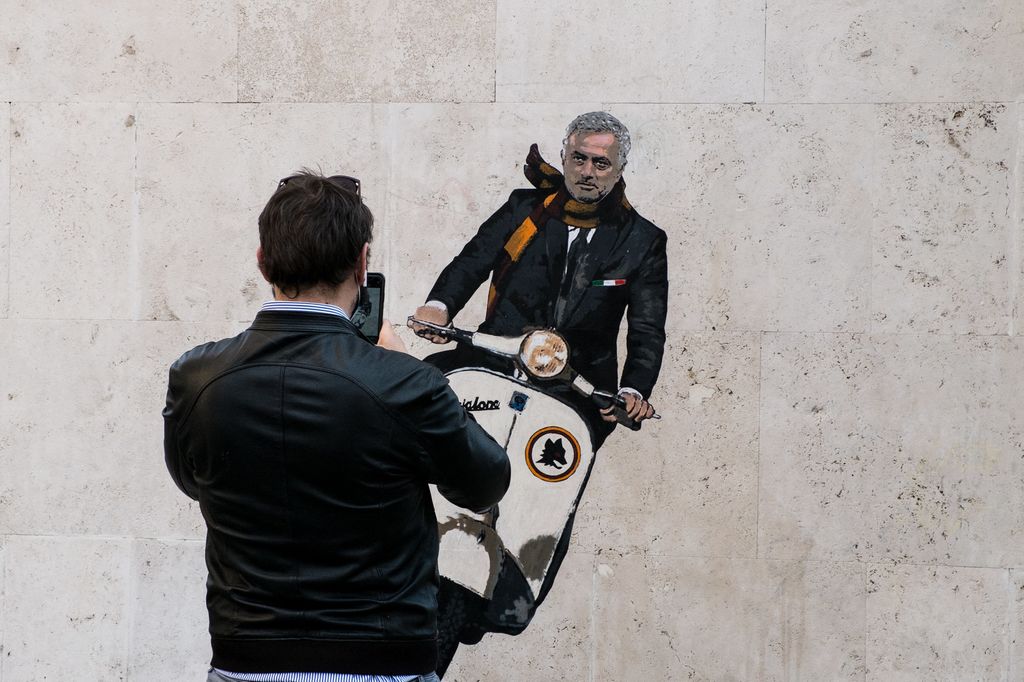 Murales dedicato a Jos&eacute; Mourinho