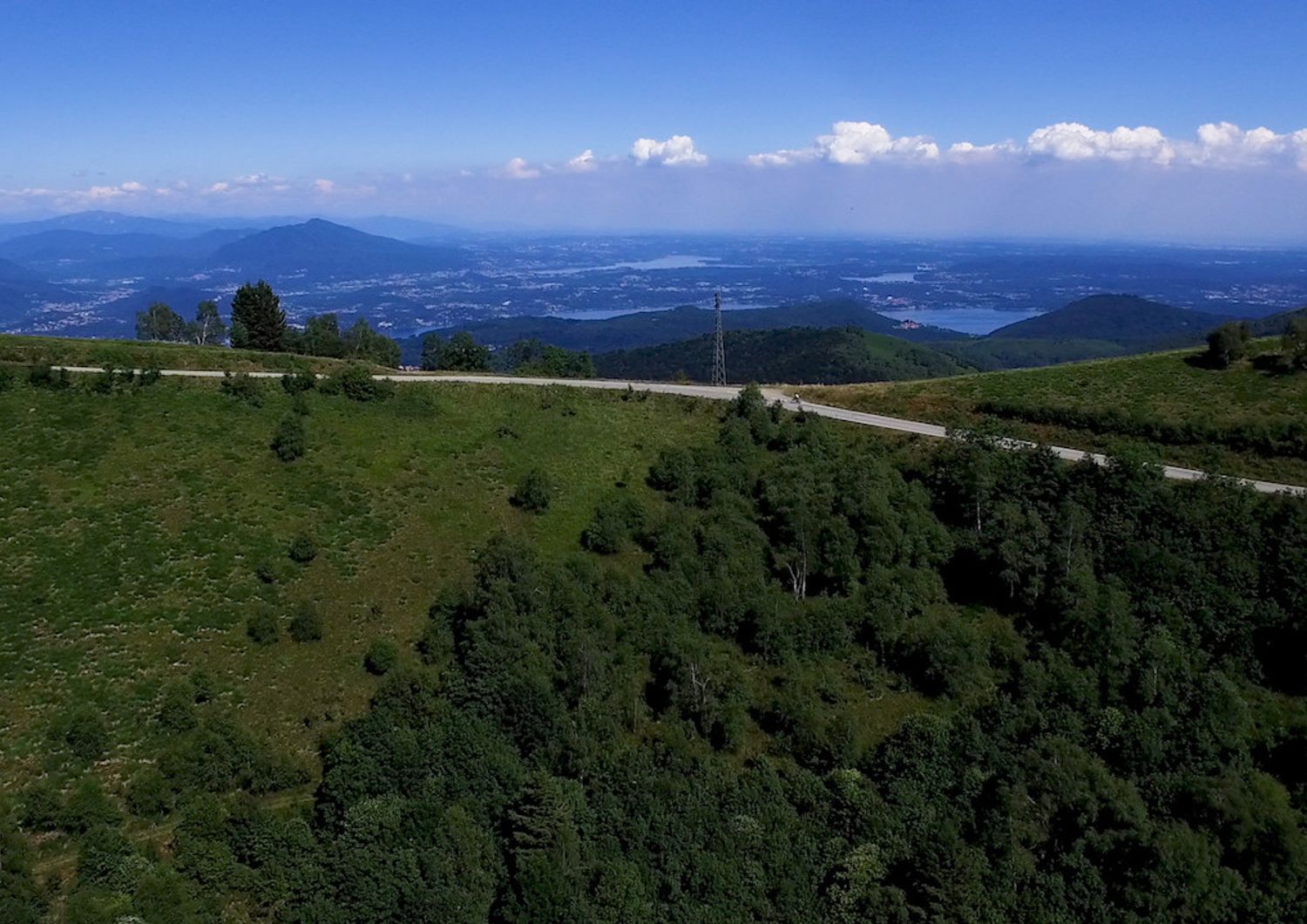 la strada che sale al Mottarone.&nbsp;