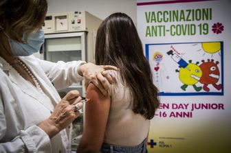 Vaccino: somministrazioni a Roma