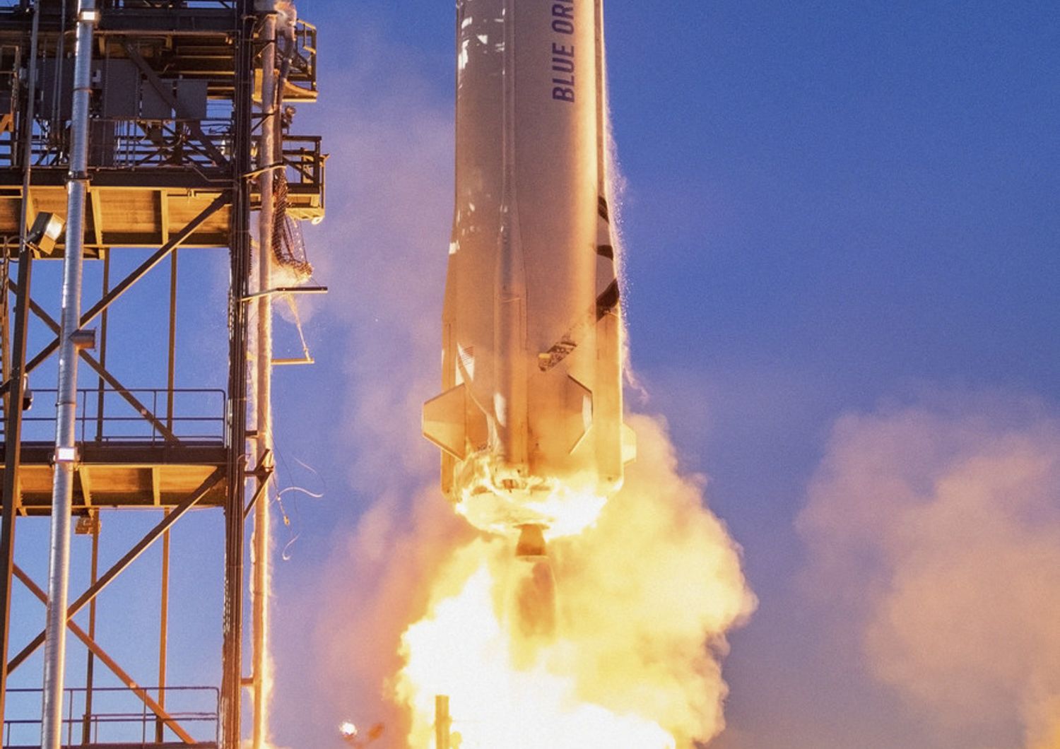 Un lancio della navicella Blue Origin in Texas