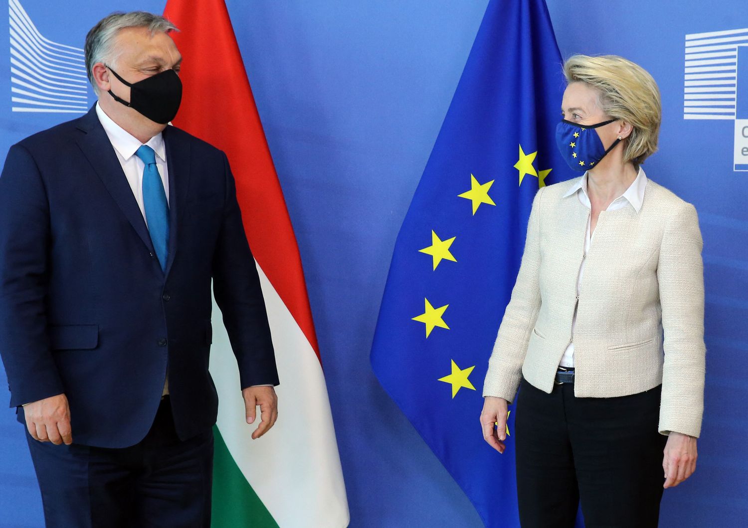 Viktor Orban e Ursula von der Leyen