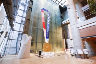 Tokyo: un'installazione promozionale delle olimpiadi in un centro commerciale