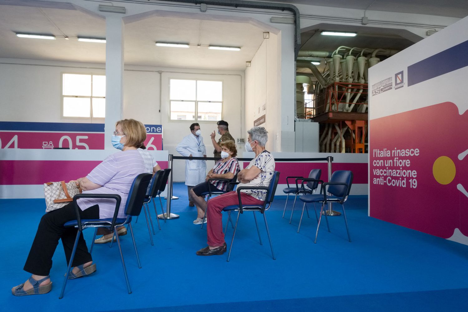 Centro vaccini nella caserma Mauro Magrone di Maddaloni (Ce)