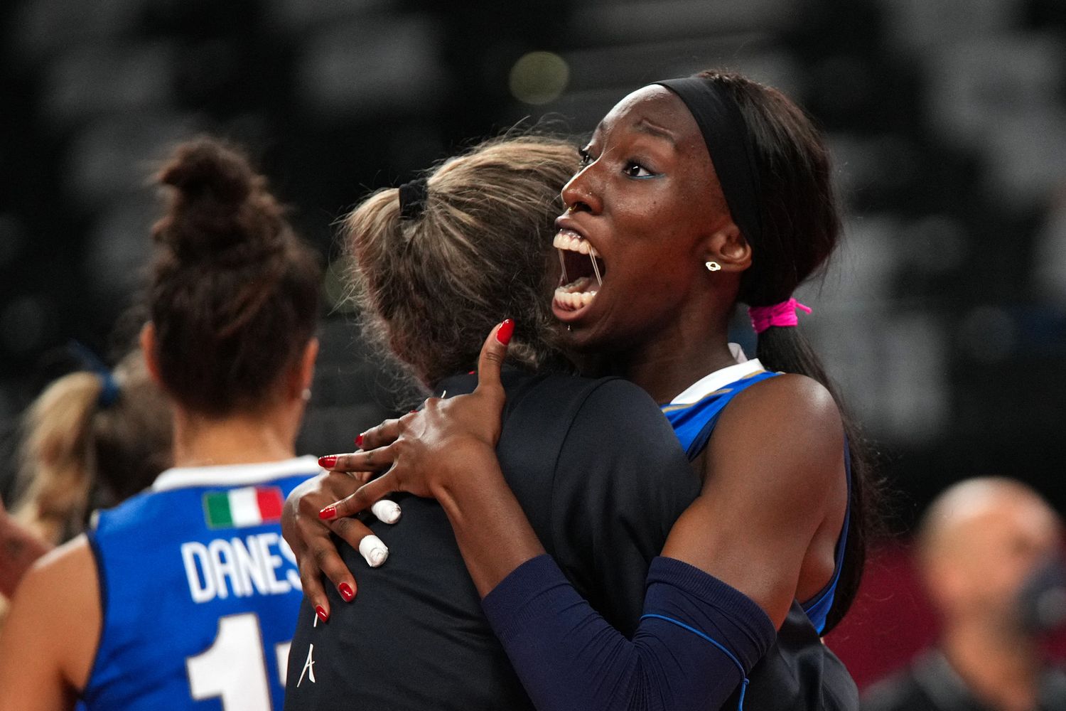 L'esultanza di Egonu e compagne