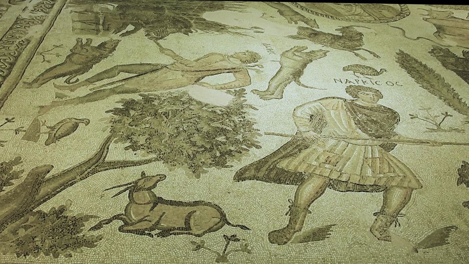 Una gazzella di montagna raffigurata in un mosaico di epoca romana