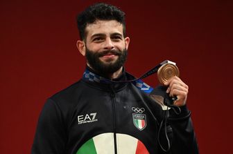 Tokyo 2020 Pizzolato sollevamento pesi medaglie