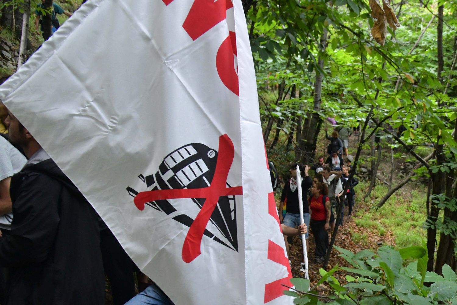 No Tav, corteo in Val di Susa