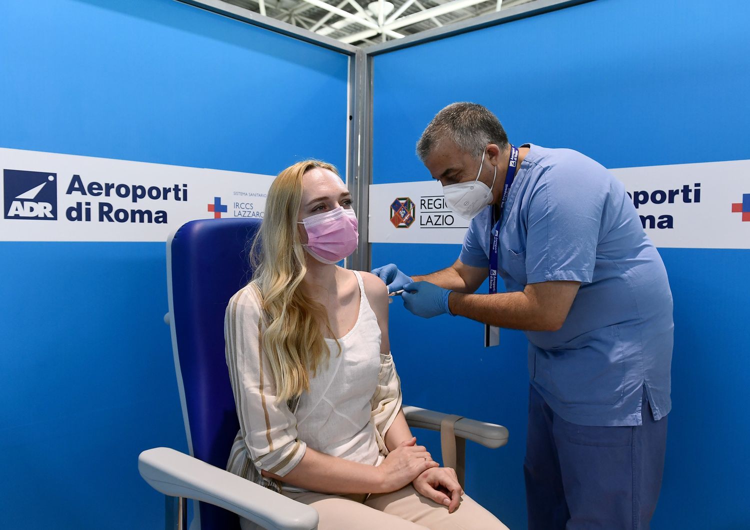 Centro vaccini nel Terminal Tre dell'Aeroporto Leonardo da Vinci di Fiumicino&nbsp;