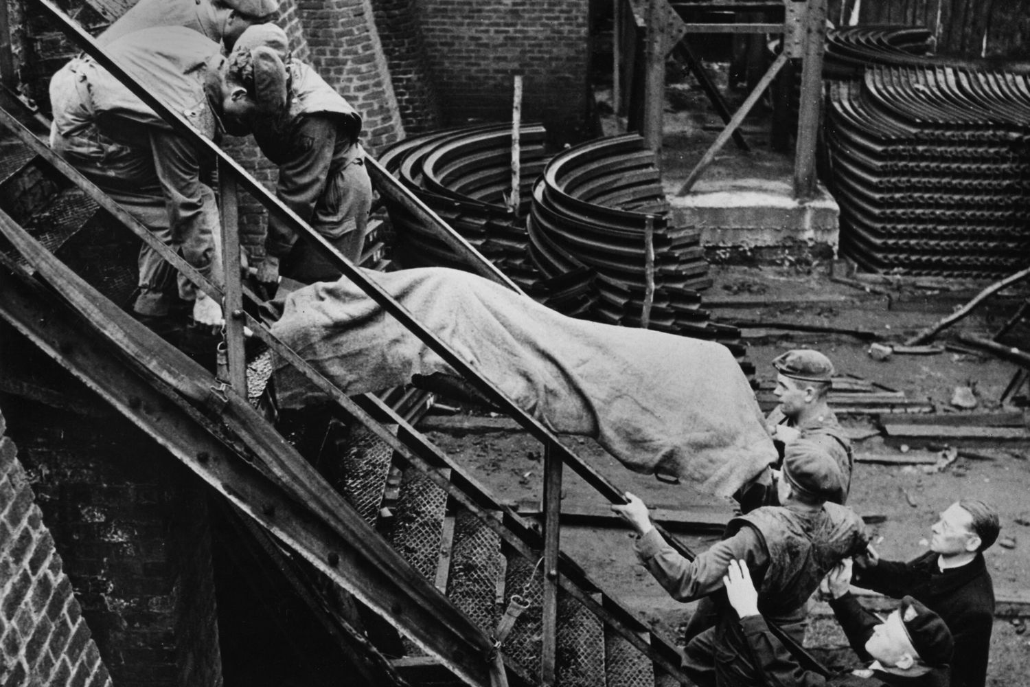 I morti estratti a Marcinelle