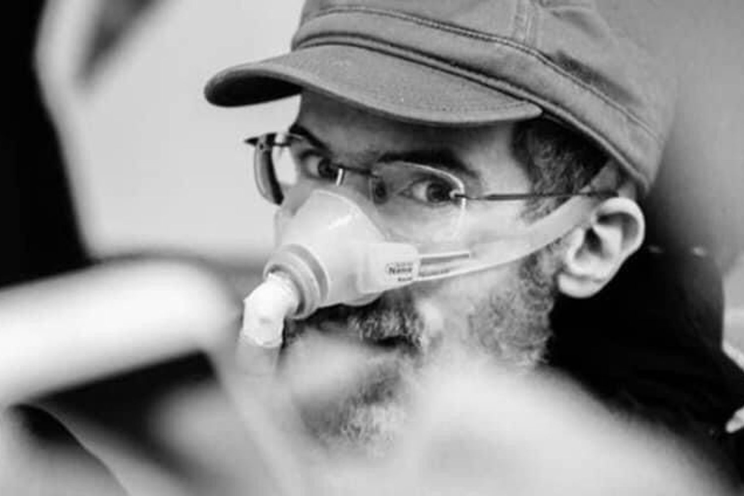 Un ritratto del blogger e scrittore Nicol&ograve; Cafagna&nbsp;