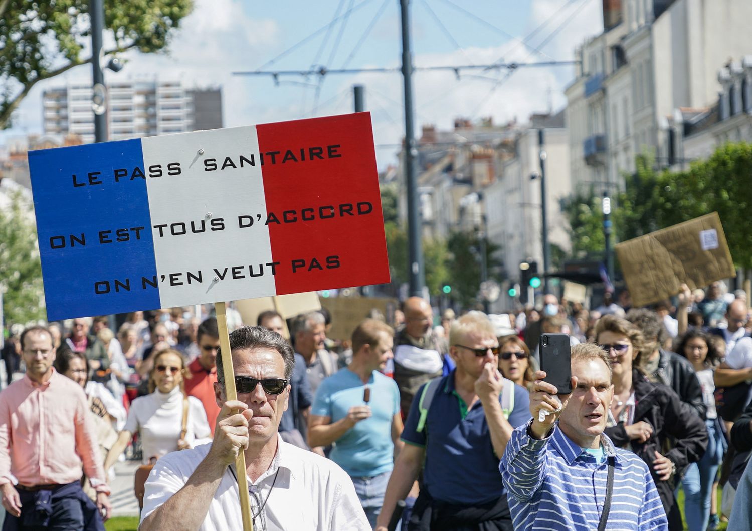 &nbsp;Francia manifestazioni contro pass sanitario