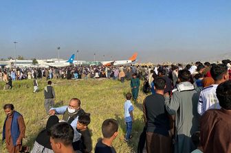 L'aeroporto di Kabul, 16 agosto 2021