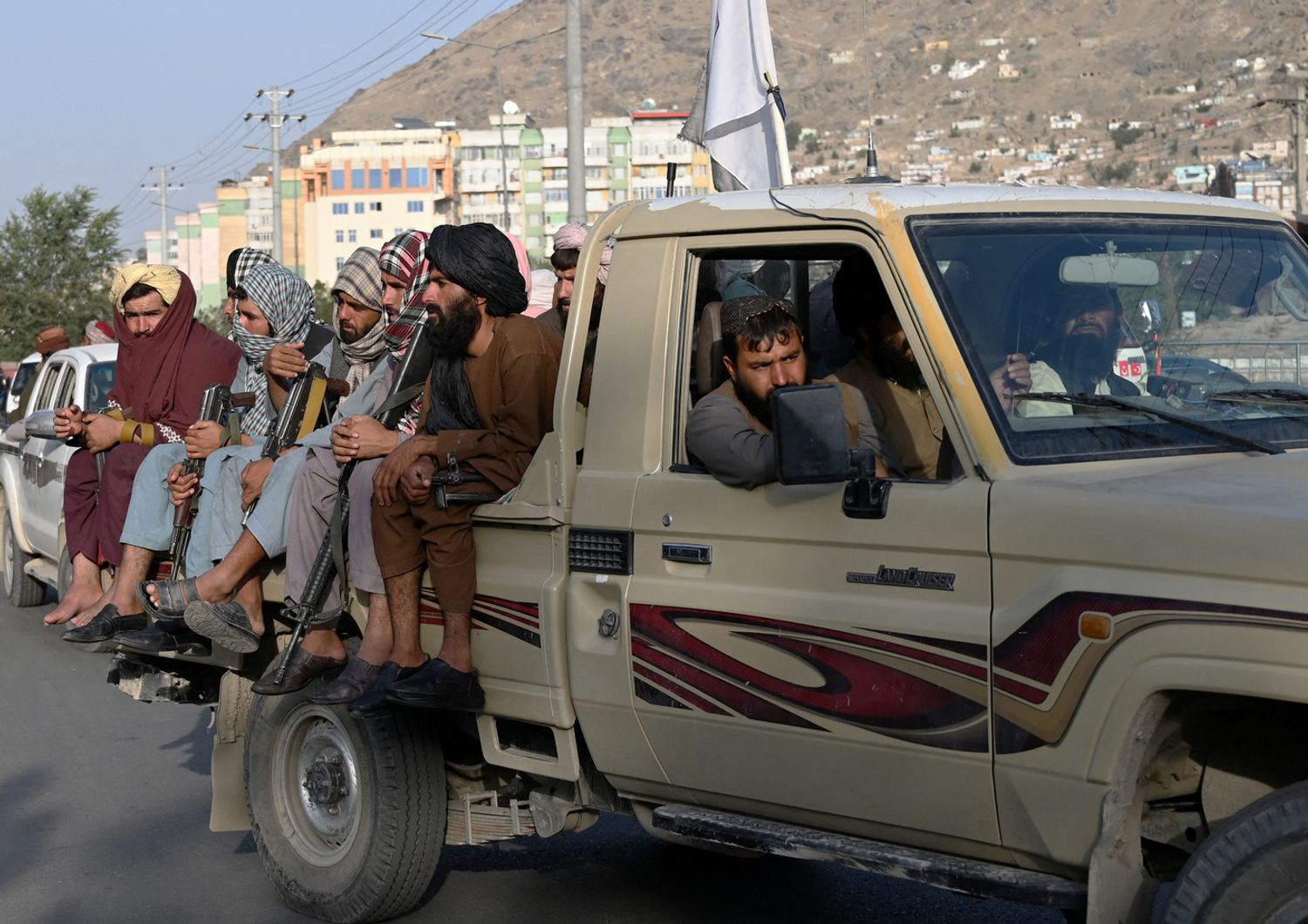 Una pattuglia di talebani a Kabul