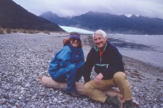 Walter Bonatti e Rossana Podest&agrave; in Patagonia (1989)