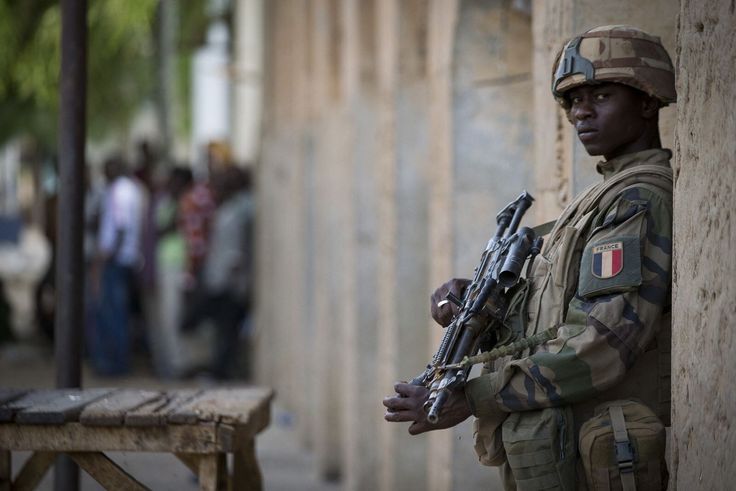 Un militare francese impegnato in Mali conto le forze jihadiste